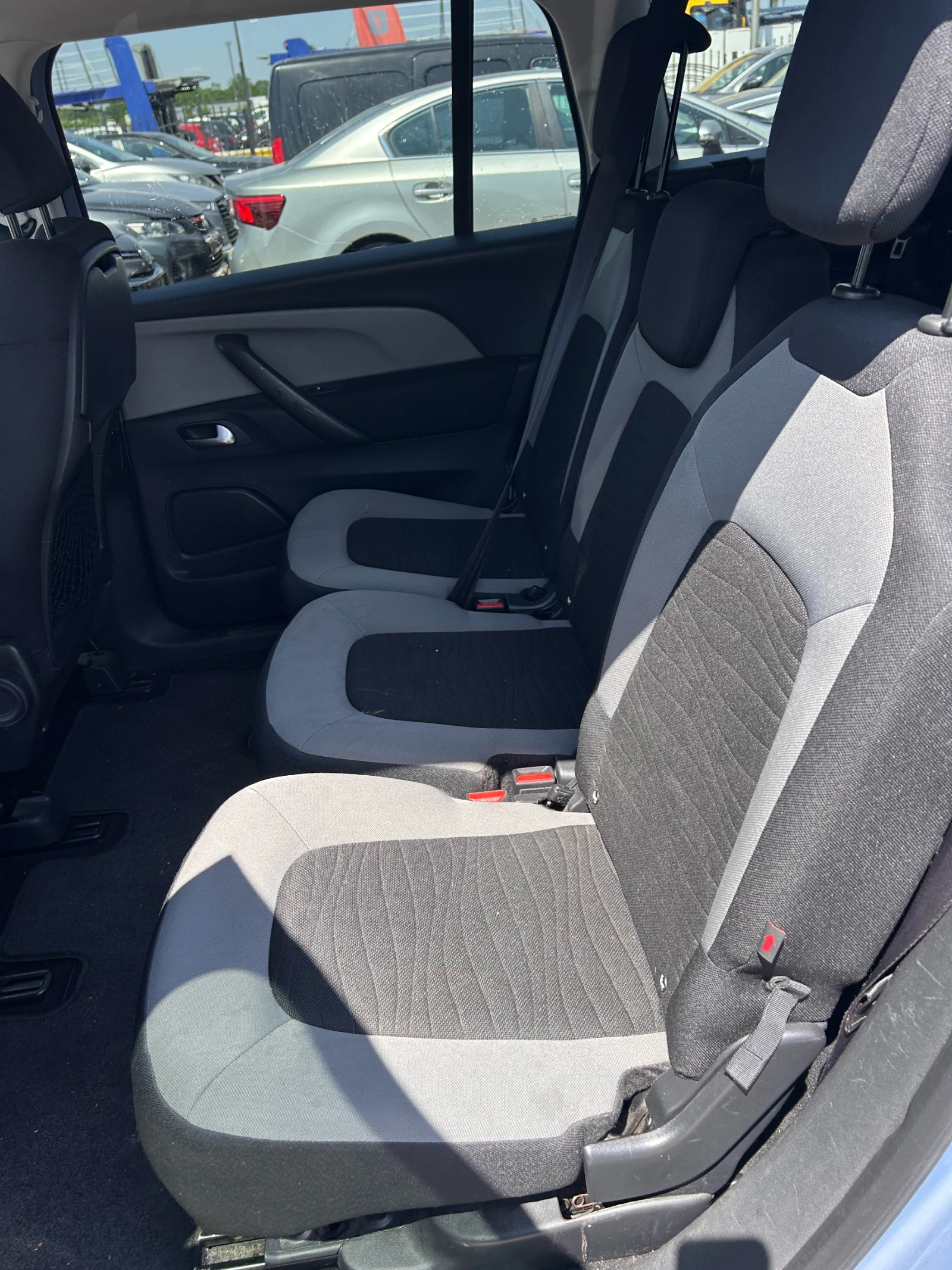 Citroen Grand C4 Picasso 2.0HDI 6+ 1 NAVI/KAMERA EURO 6 - изображение 10