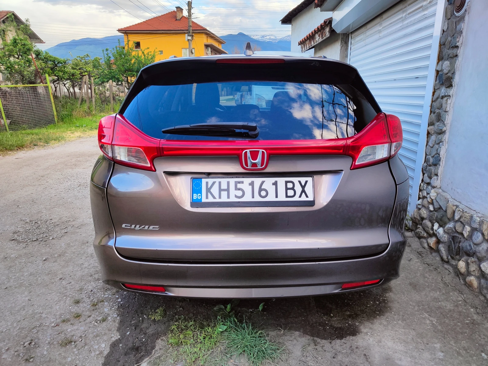 Honda Civic Tourer - изображение 5