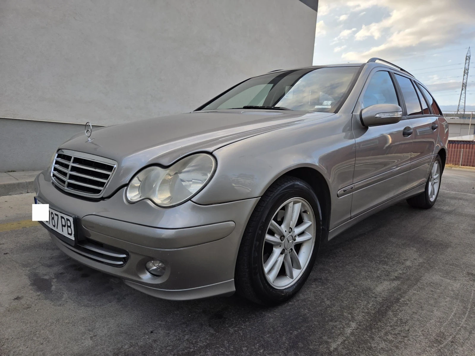 Mercedes-Benz C 180 Kompressor| Уникат  | Обслужена  - изображение 2