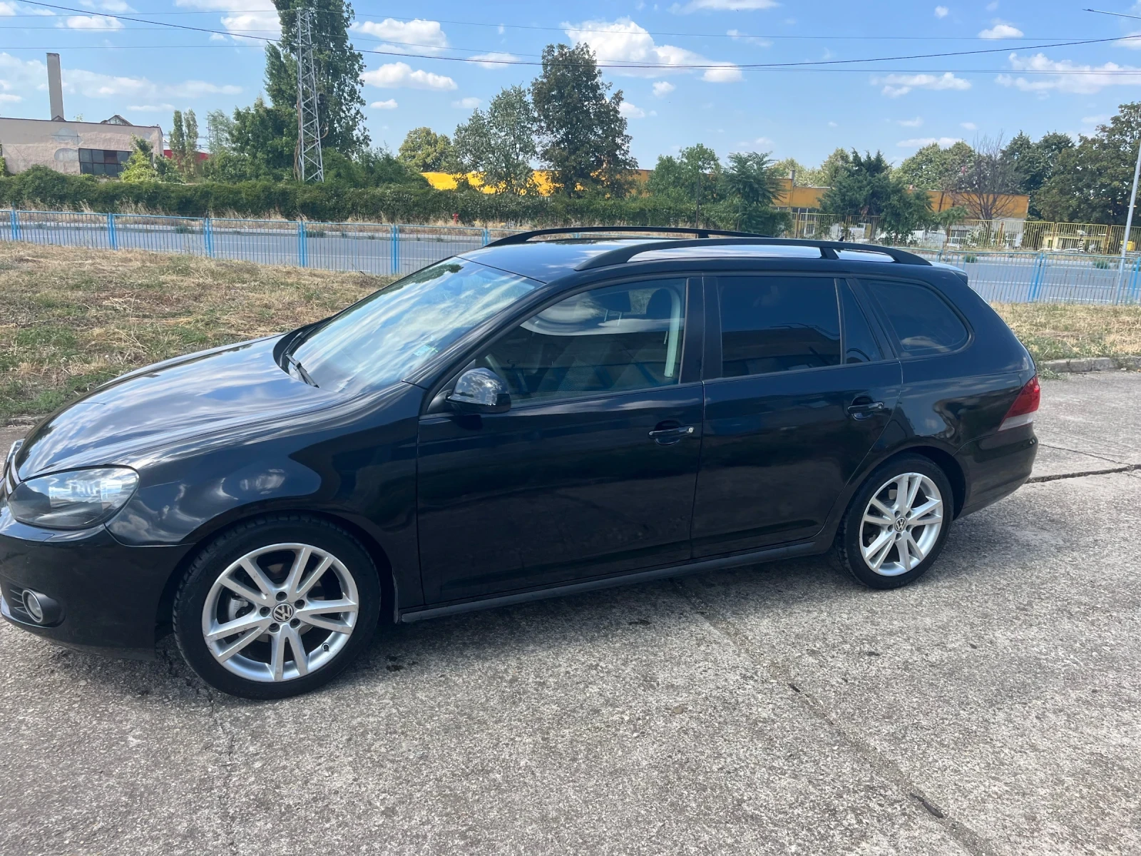 VW Golf 1.6tdi 105 - изображение 2