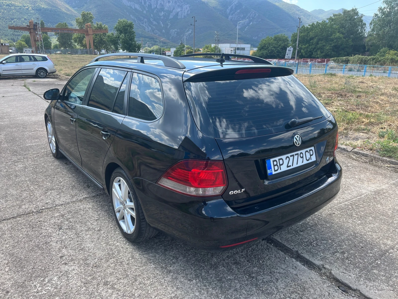 VW Golf 1.6tdi 105 - изображение 3