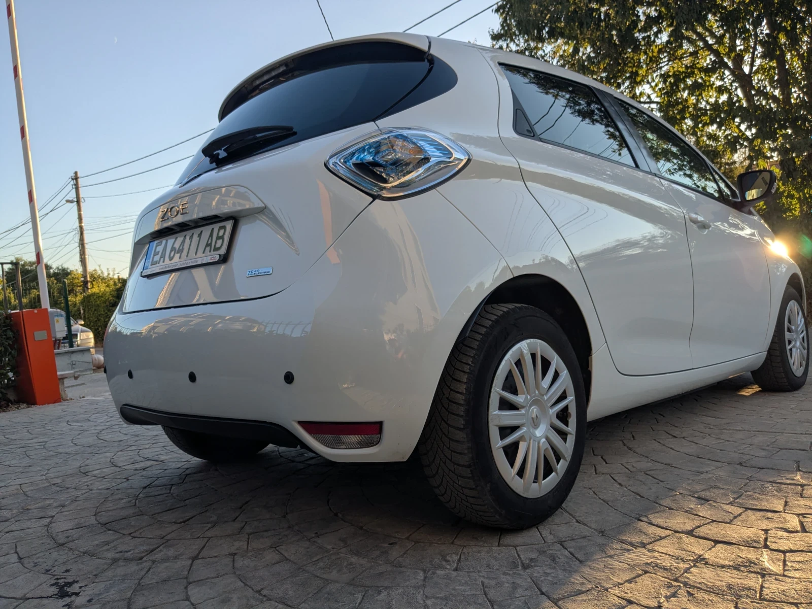 Renault Zoe Z.E. 40 - изображение 5