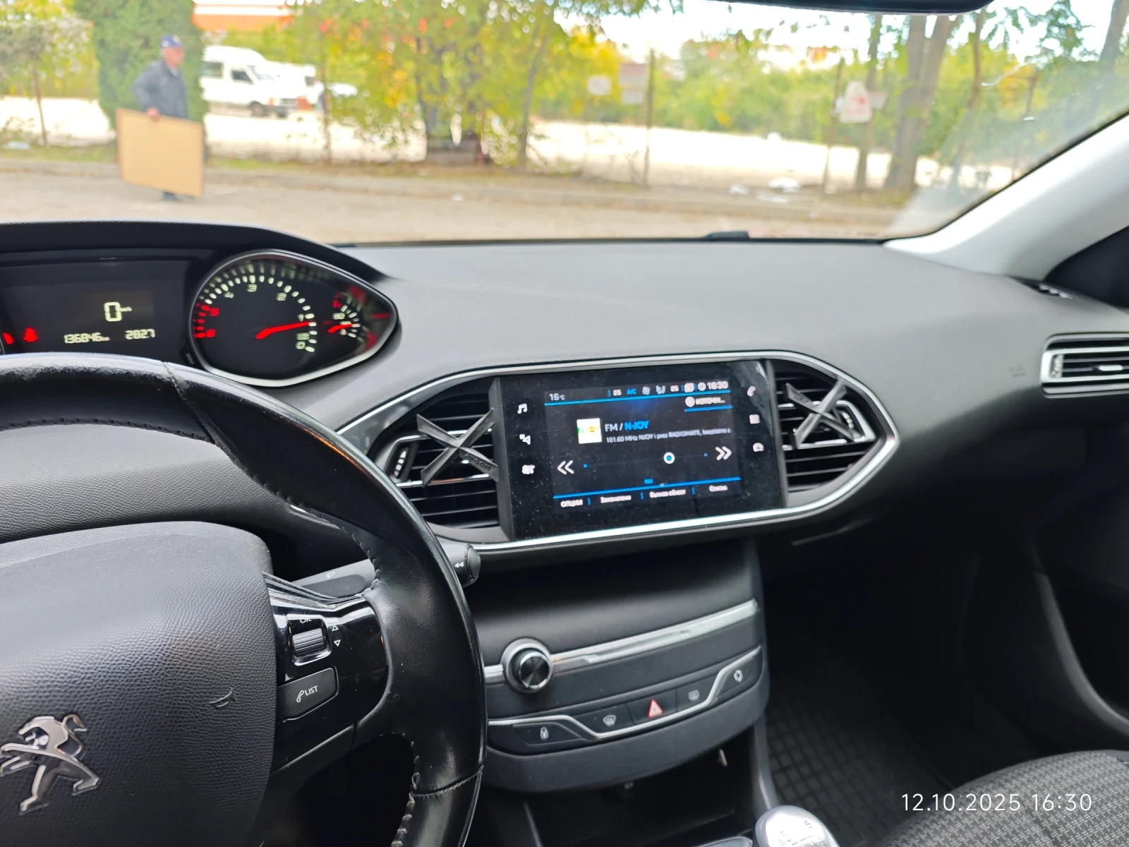 Peugeot 308 1.5 HDI - изображение 10