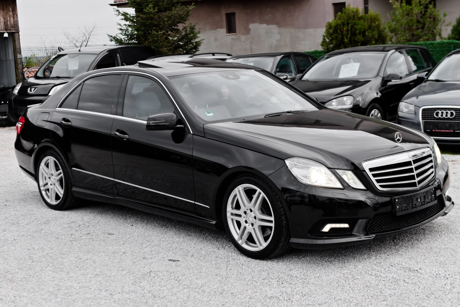 Mercedes-Benz E 350 AMG 265ks - изображение 5