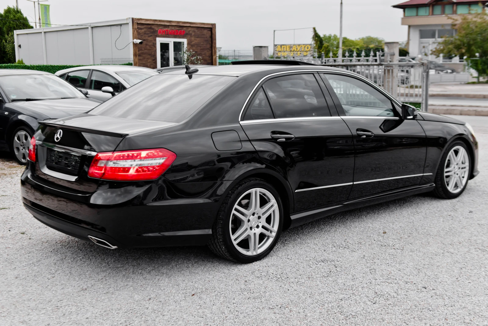 Mercedes-Benz E 350 AMG 265ks - изображение 3