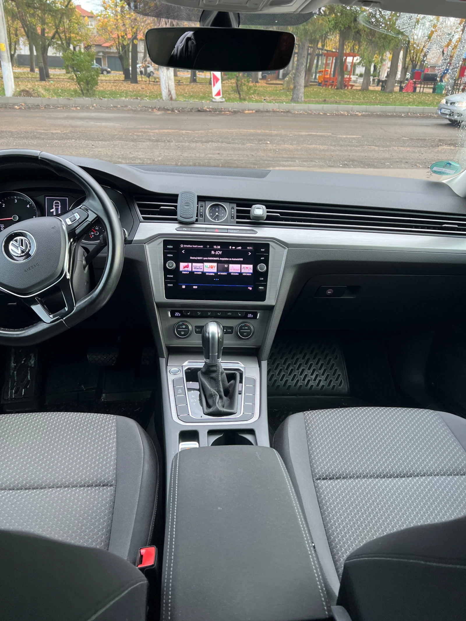 VW Passat 2.0  | Mobile.bg   9