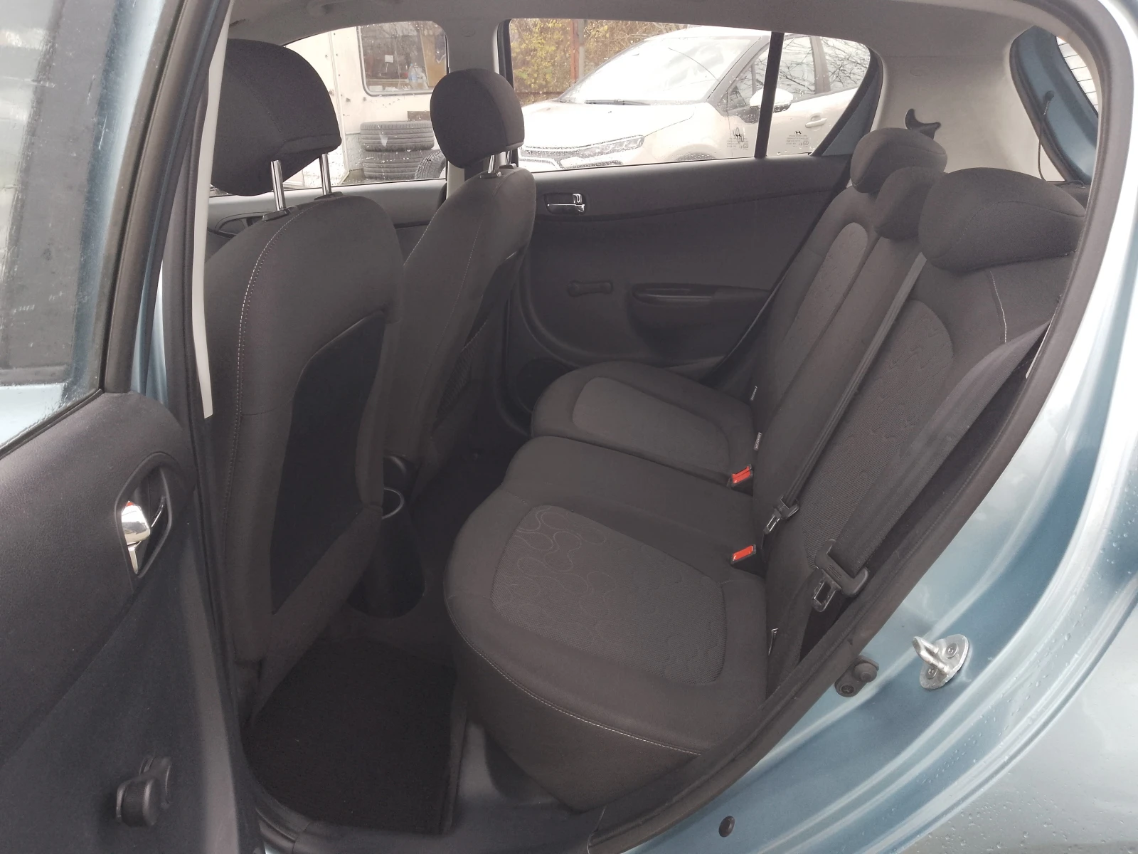 Hyundai I20 1, 4 i - изображение 10