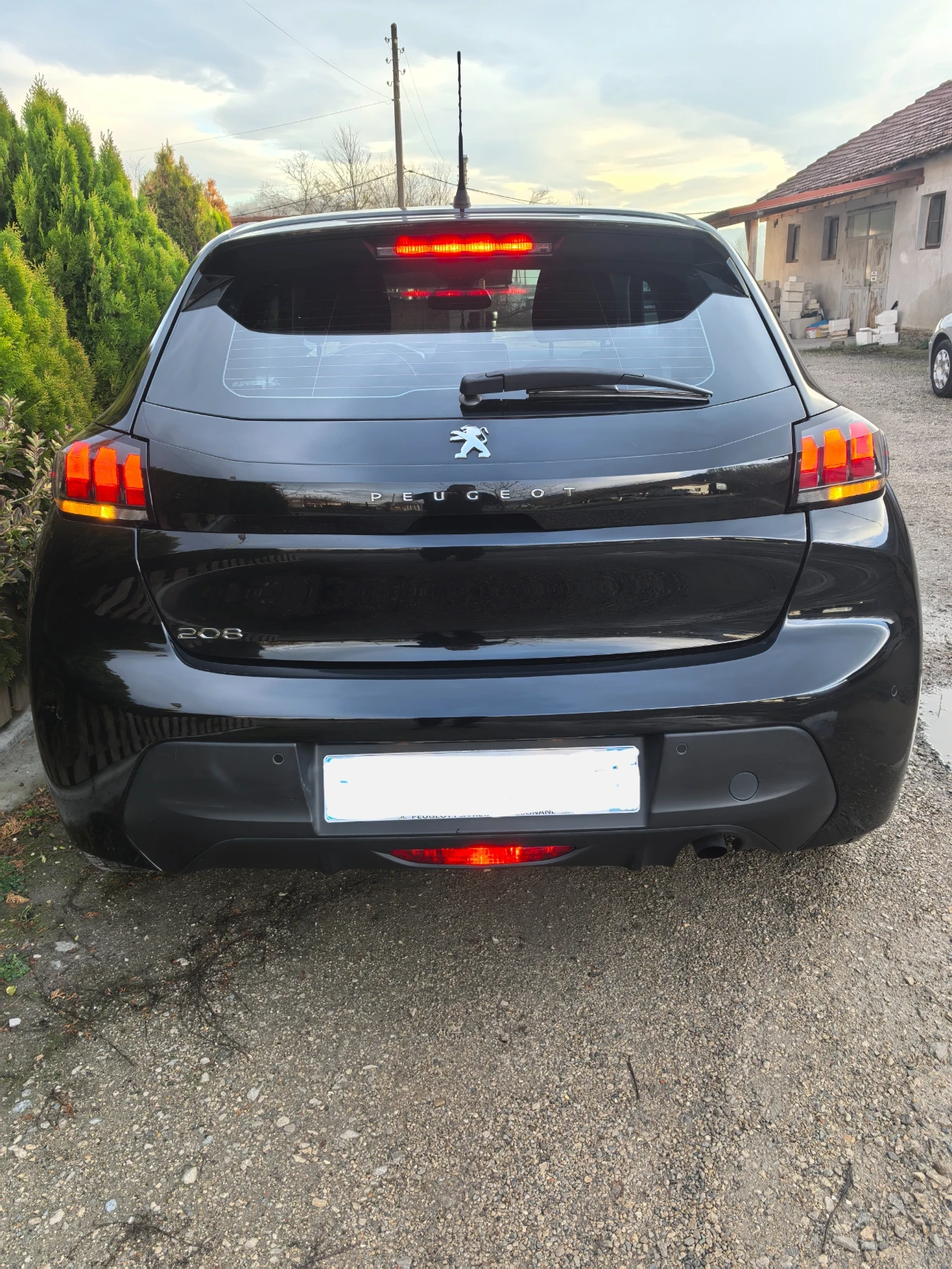 Peugeot 208 60000км ПЕРФЕКТЕН 101кс. - изображение 4