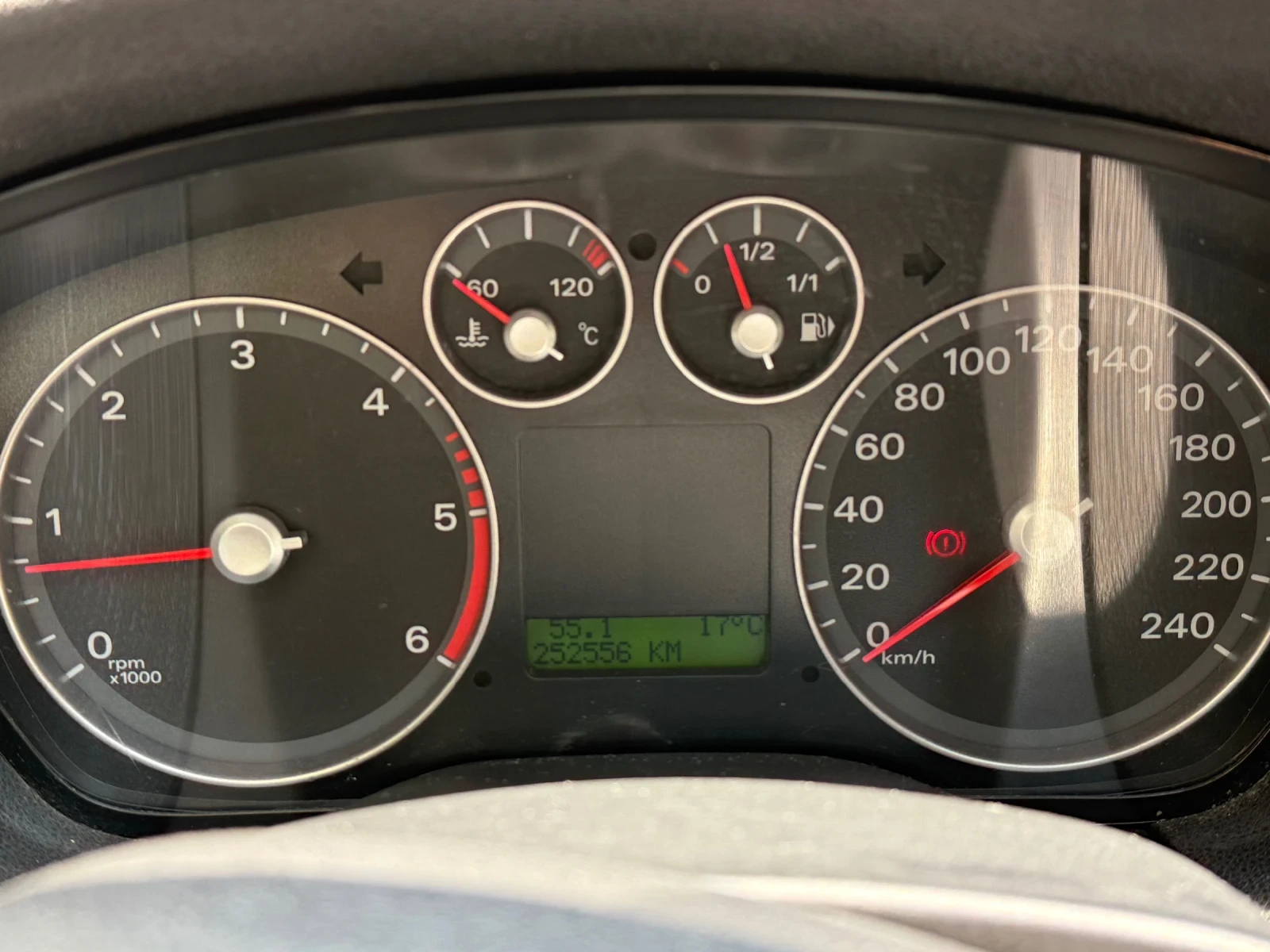 Ford Focus 1.6 TDCI | Mobile.bg � ����������� 10