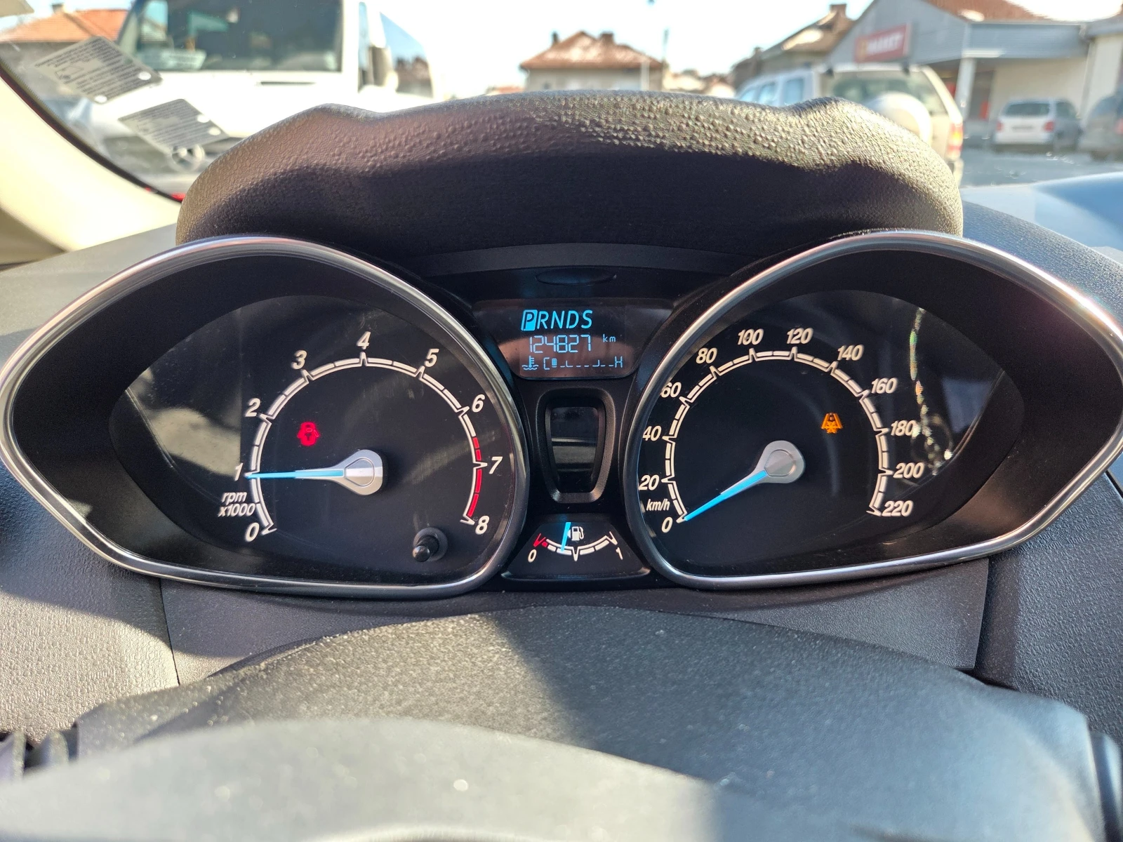 Ford Fiesta  - изображение 7