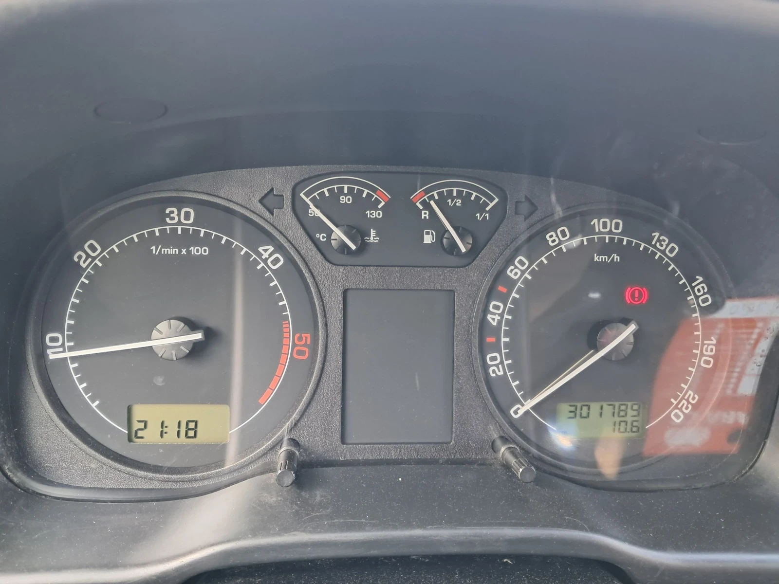 Skoda Octavia 1.9 TDI 110кс, снимка 9 - Автомобили и джипове - 53870552