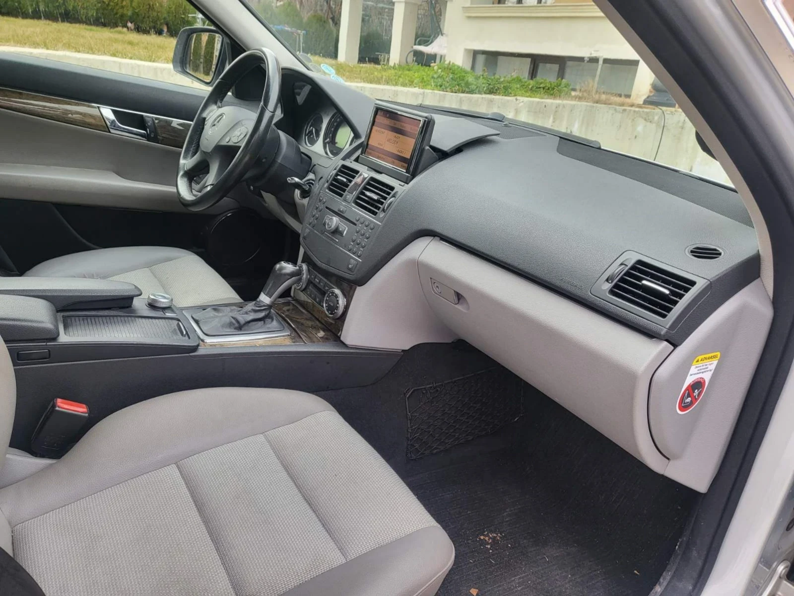 Mercedes-Benz C 220 CDI , снимка 10 - Автомобили и джипове - 54011914