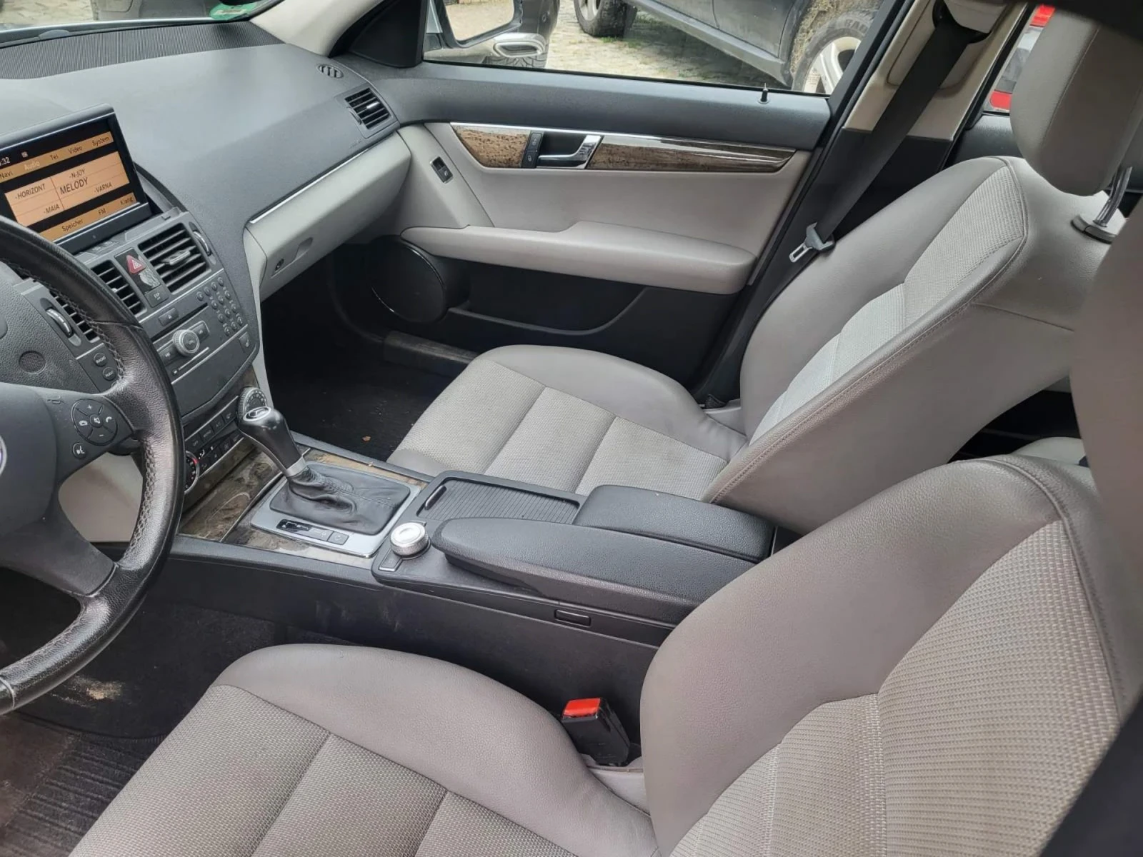 Mercedes-Benz C 220 CDI , снимка 9 - Автомобили и джипове - 54011914