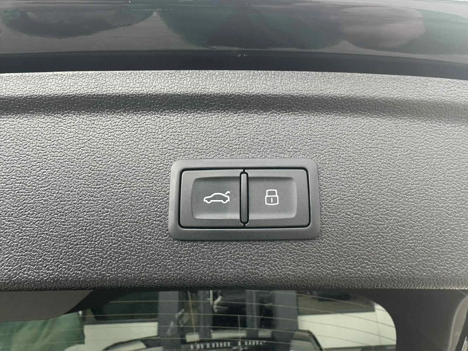 Audi A3 40TFSIe PHEV/3XSLINE/BLACK EDITION/63000KM, снимка 15 - Автомобили и джипове - 54236782