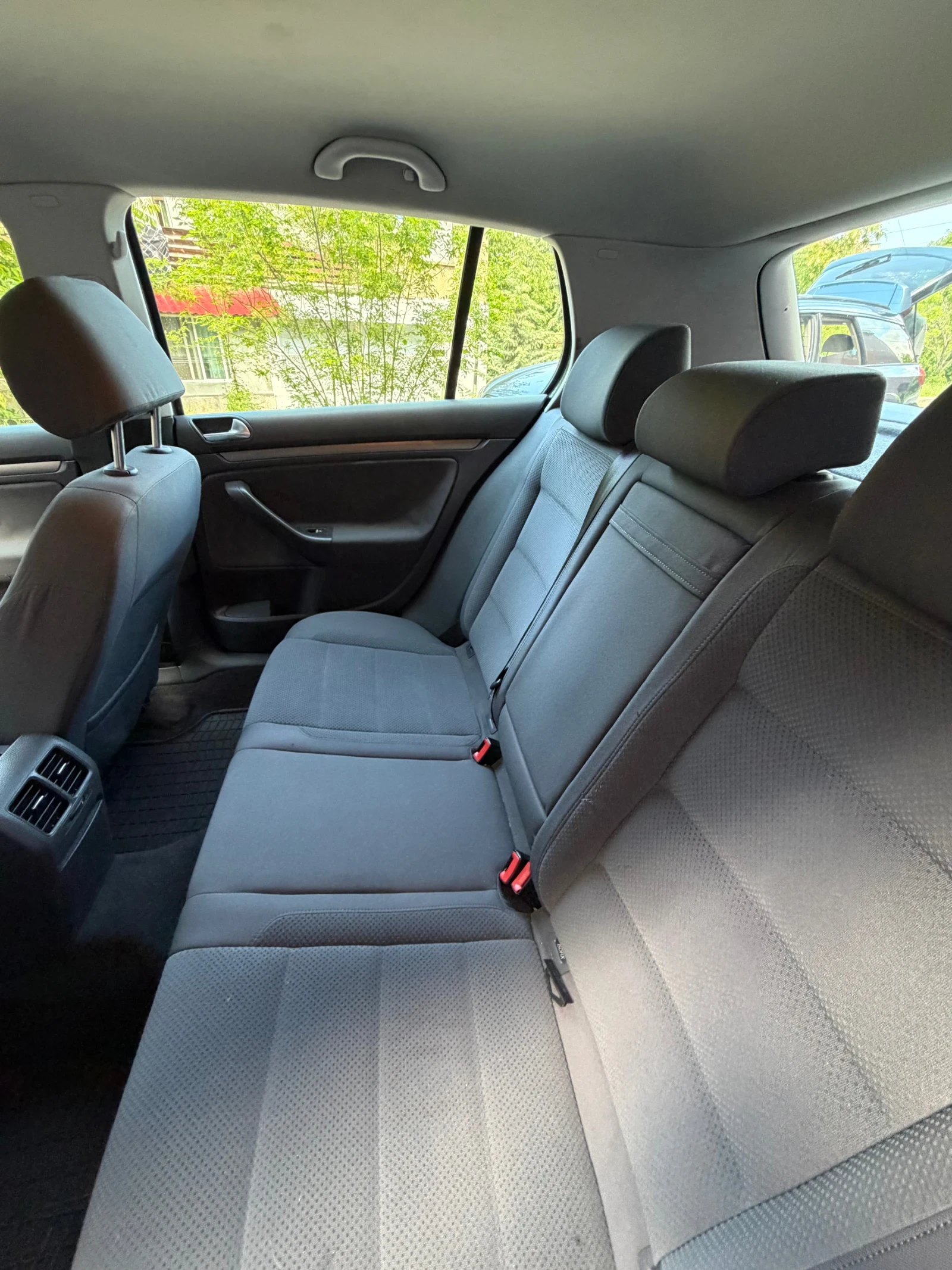 VW Golf Golf Mk V 4motion, снимка 10 - Автомобили и джипове - 54691989
