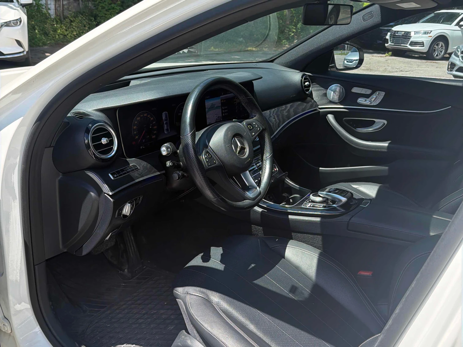 Mercedes-Benz E 300 4MATIC* AMG PACK* BURMESTER* HUD* 360, снимка 7 - Автомобили и джипове - 55046175
