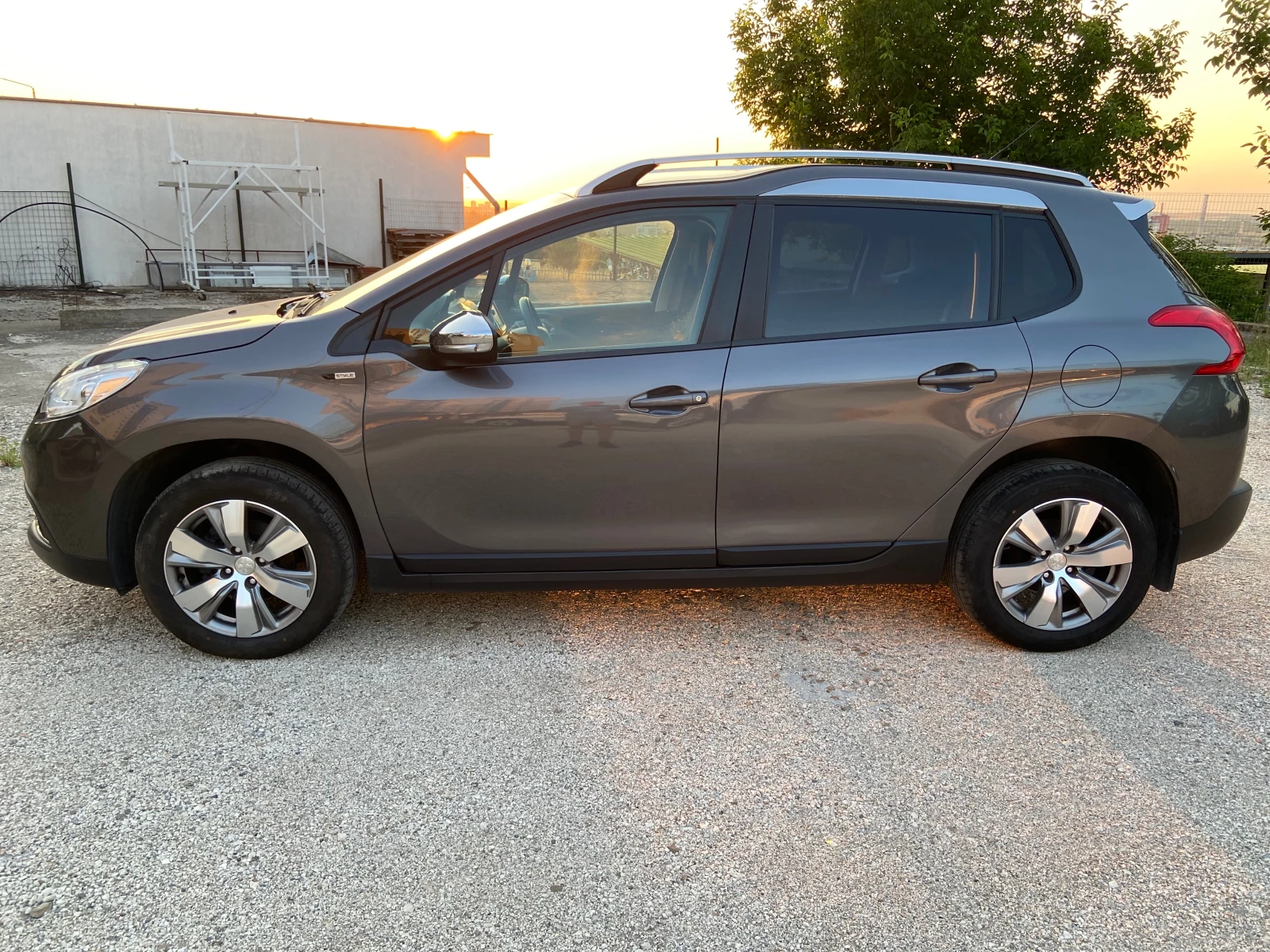 Peugeot 2008 1.6 HDI 92кс 99000км, снимка 2 - Автомобили и джипове - 55073295