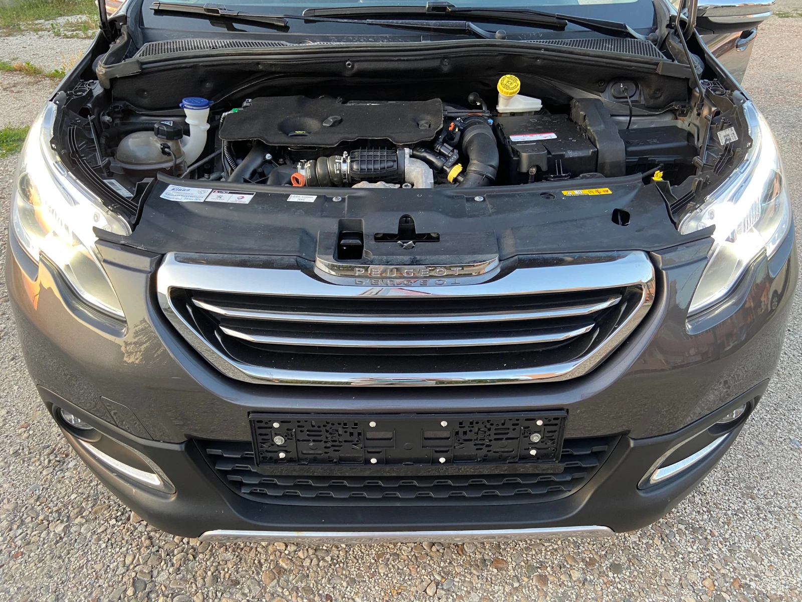 Peugeot 2008 1.6 HDI 92кс 99000км, снимка 9 - Автомобили и джипове - 55073295
