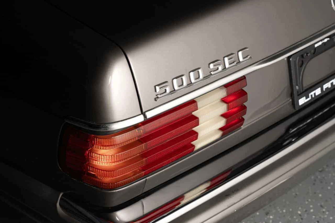 Mercedes-Benz 500 * 500SEC| V8| WOOD TRIM| PWR SEATS| HTD SEATS| , снимка 13 - Автомобили и джипове - 55190493