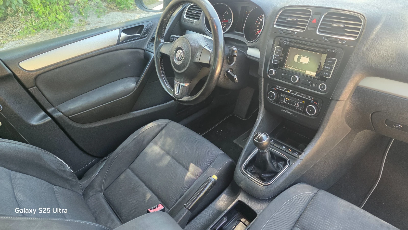 VW Golf 1.6d, снимка 4 - Автомобили и джипове - 55427198