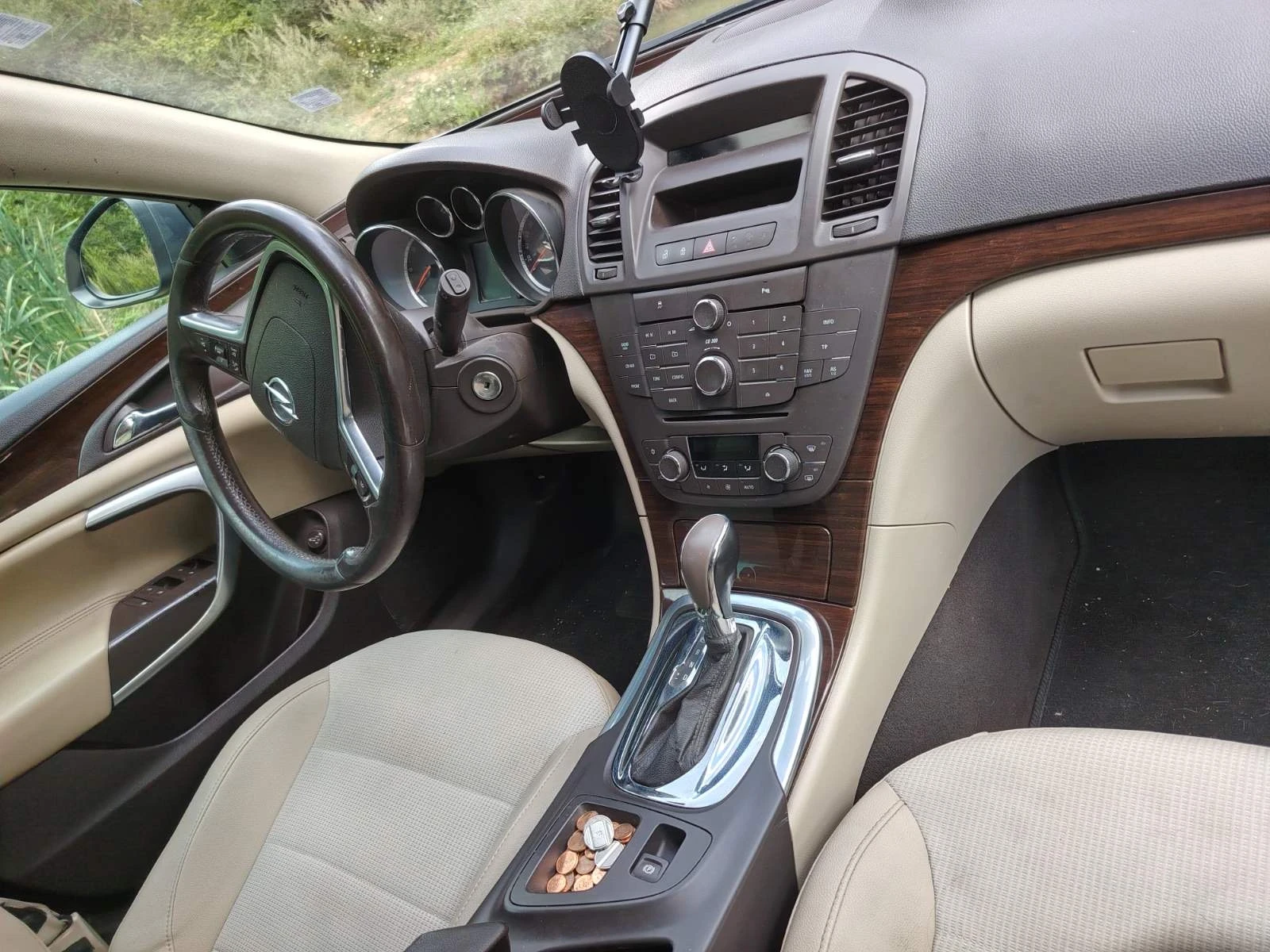 Opel Insignia, снимка 6 - Автомобили и джипове - 55597483