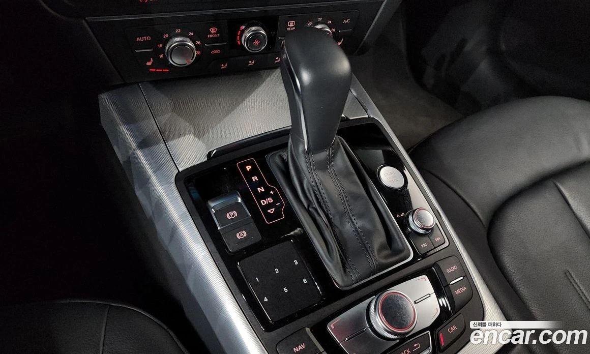 Audi A6 40 TFSI C7, снимка 9 - Автомобили и джипове - 55676710