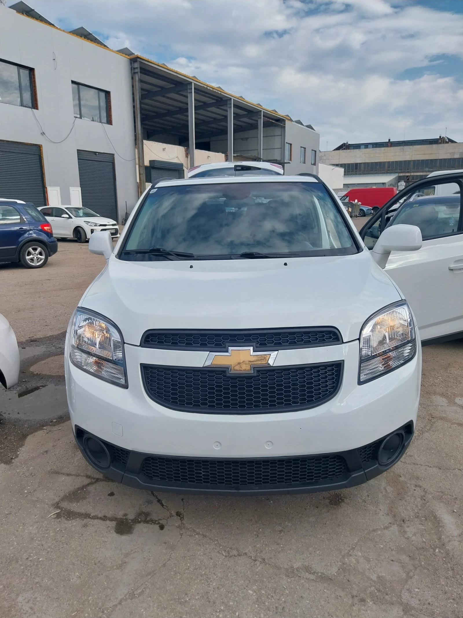 Chevrolet Orlando, снимка 8 - Автомобили и джипове - 55687841