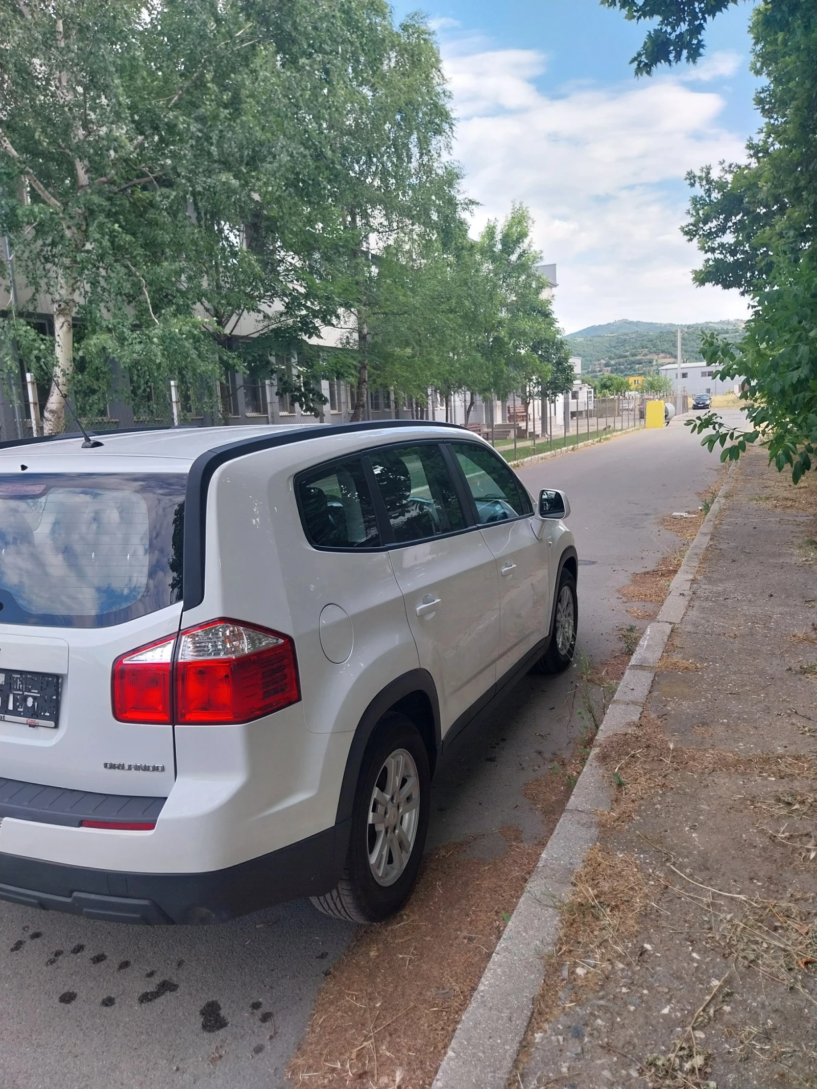 Chevrolet Orlando, снимка 6 - Автомобили и джипове - 55687841