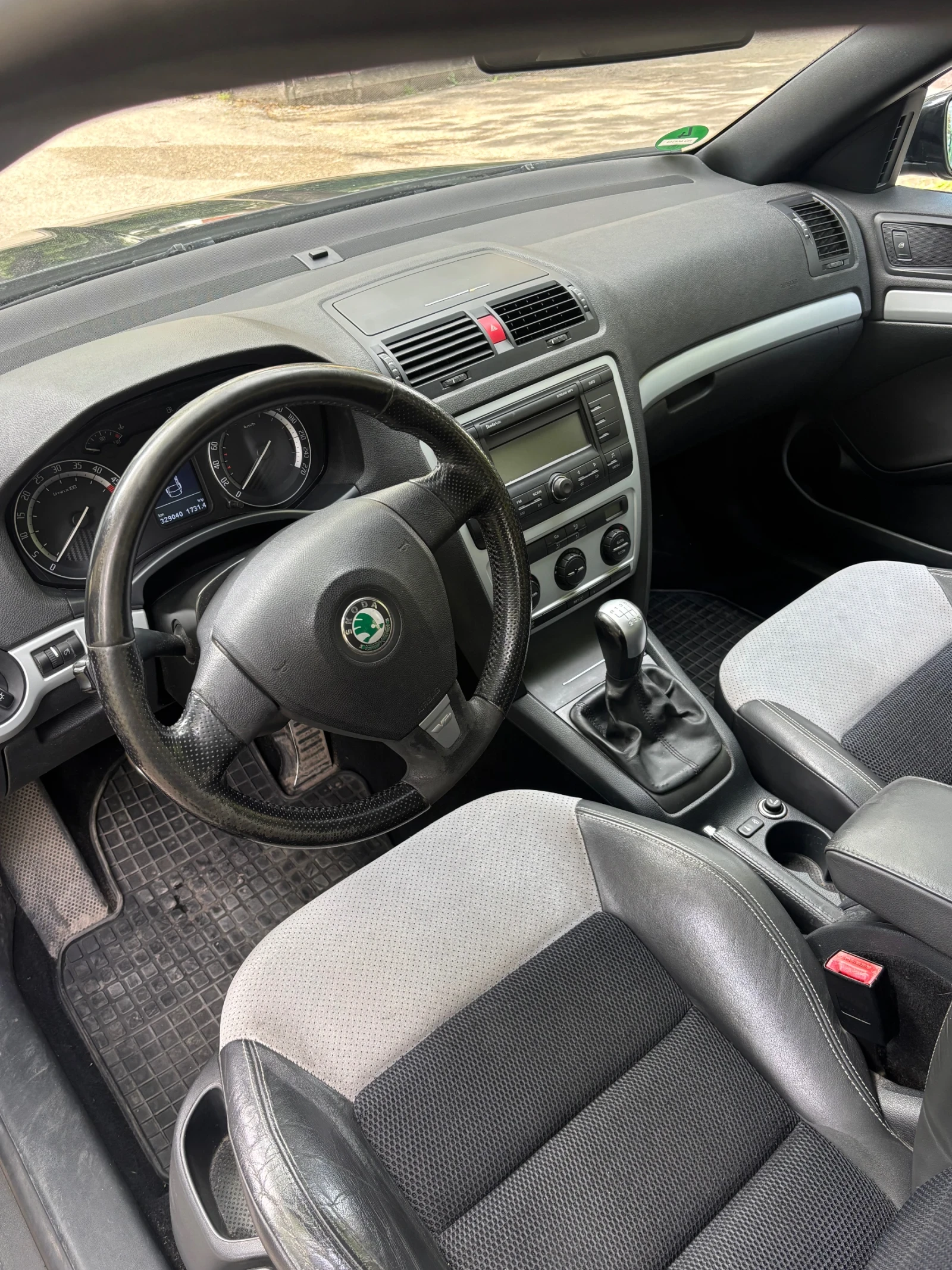 Skoda Octavia 2.0TDI, снимка 7 - Автомобили и джипове - 55831947