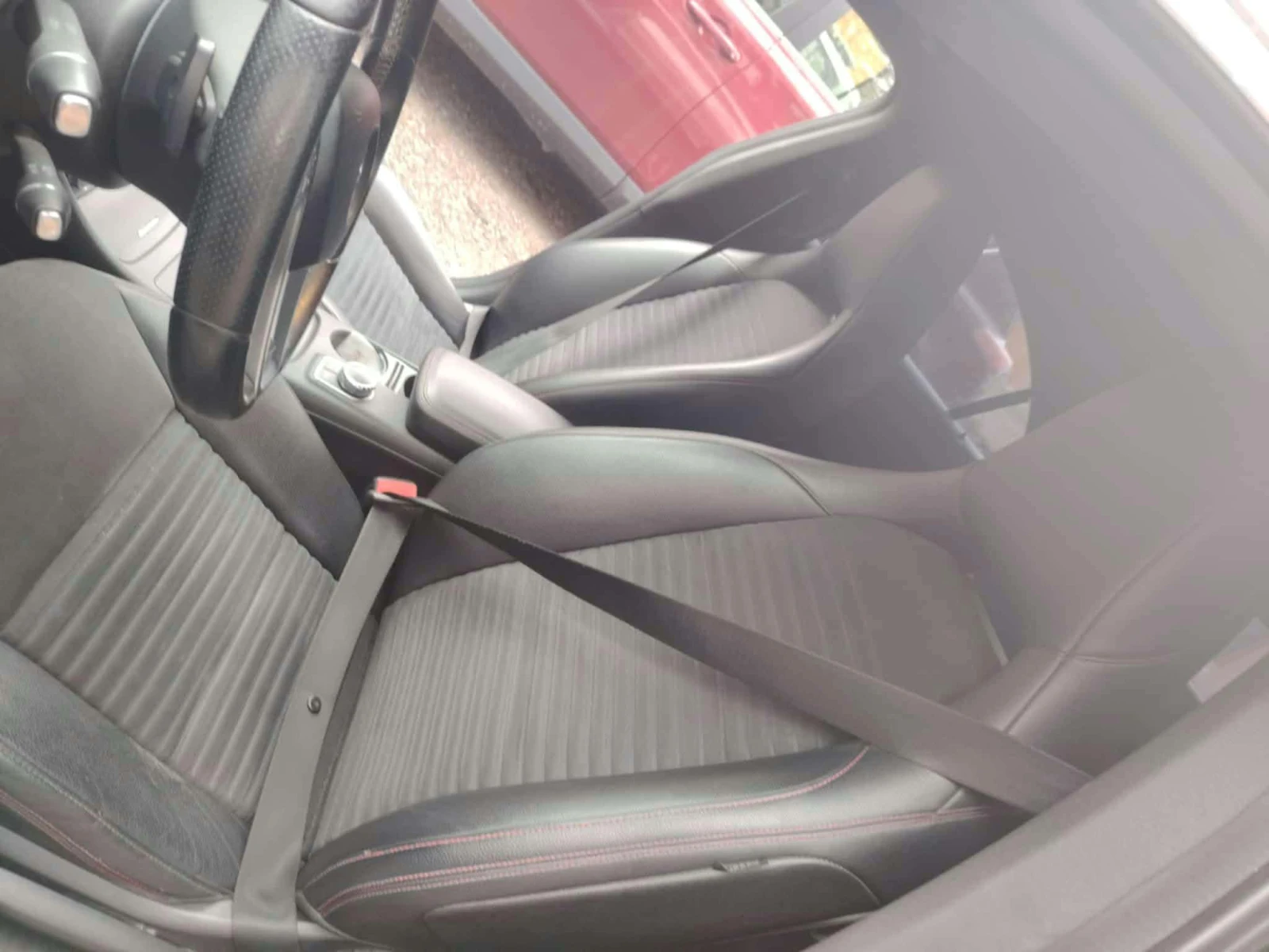 Mercedes-Benz CLA 220, снимка 11 - Автомобили и джипове - 56426977