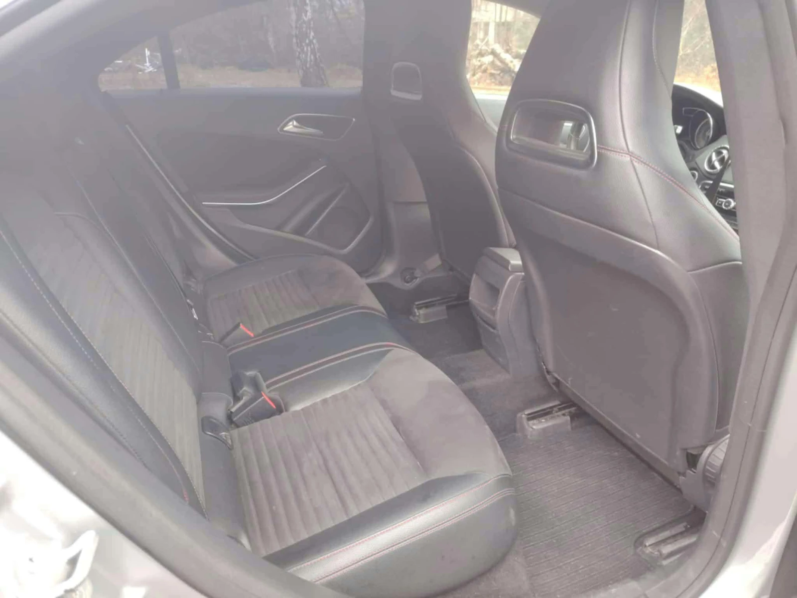 Mercedes-Benz CLA 220, снимка 15 - Автомобили и джипове - 56426977