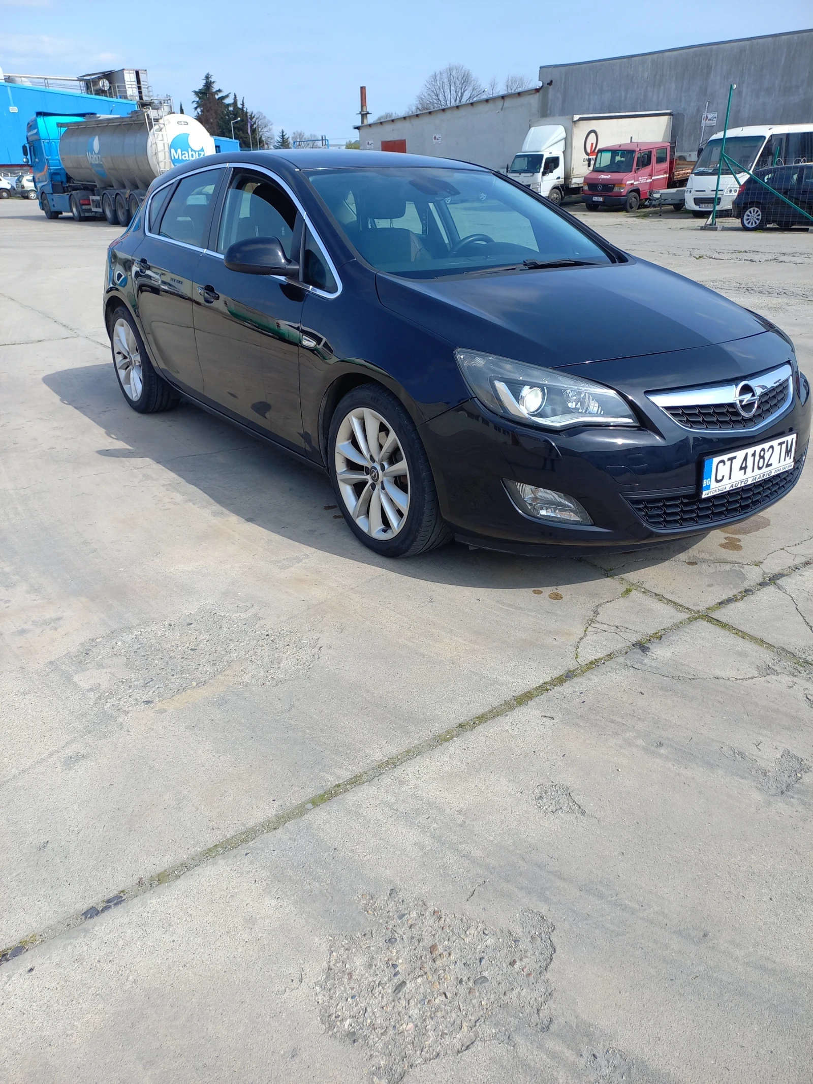 Opel Astra, снимка 8 - Автомобили и джипове - 56745579