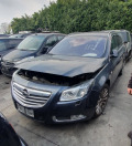 Opel Insignia, снимка 1 - Автомобили и джипове - 41394937