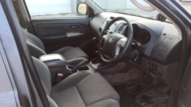 Toyota Hilux 3.0D INVINCIBLE , снимка 11