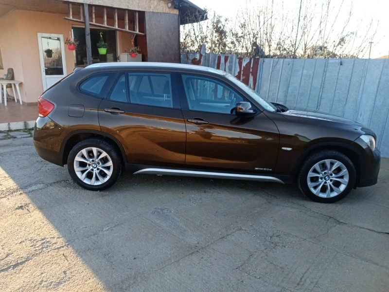 BMW X1 2.0d sDrive, снимка 4 - Автомобили и джипове - 47328241