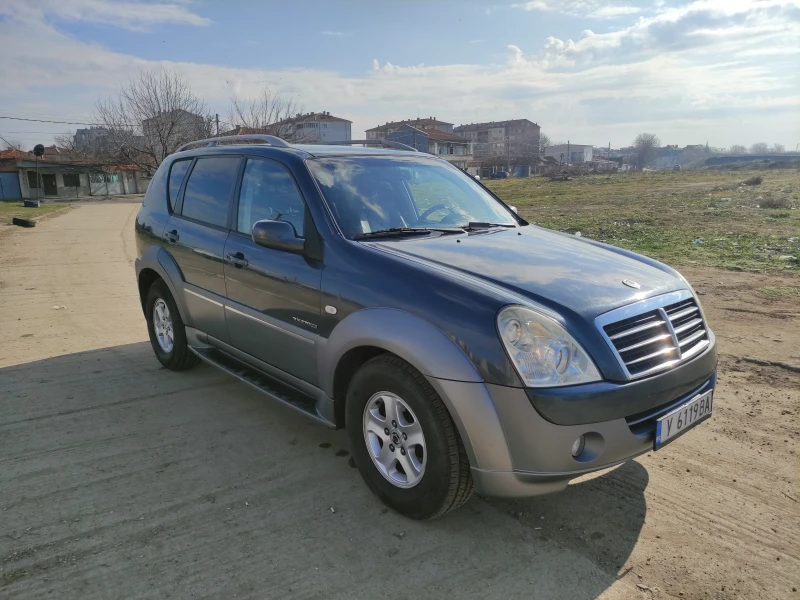 SsangYong Rexton, снимка 4 - Автомобили и джипове - 48921796