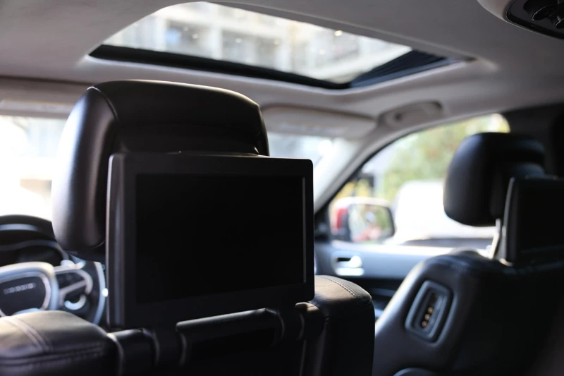 Dodge Durango, снимка 12 - Автомобили и джипове - 52200761