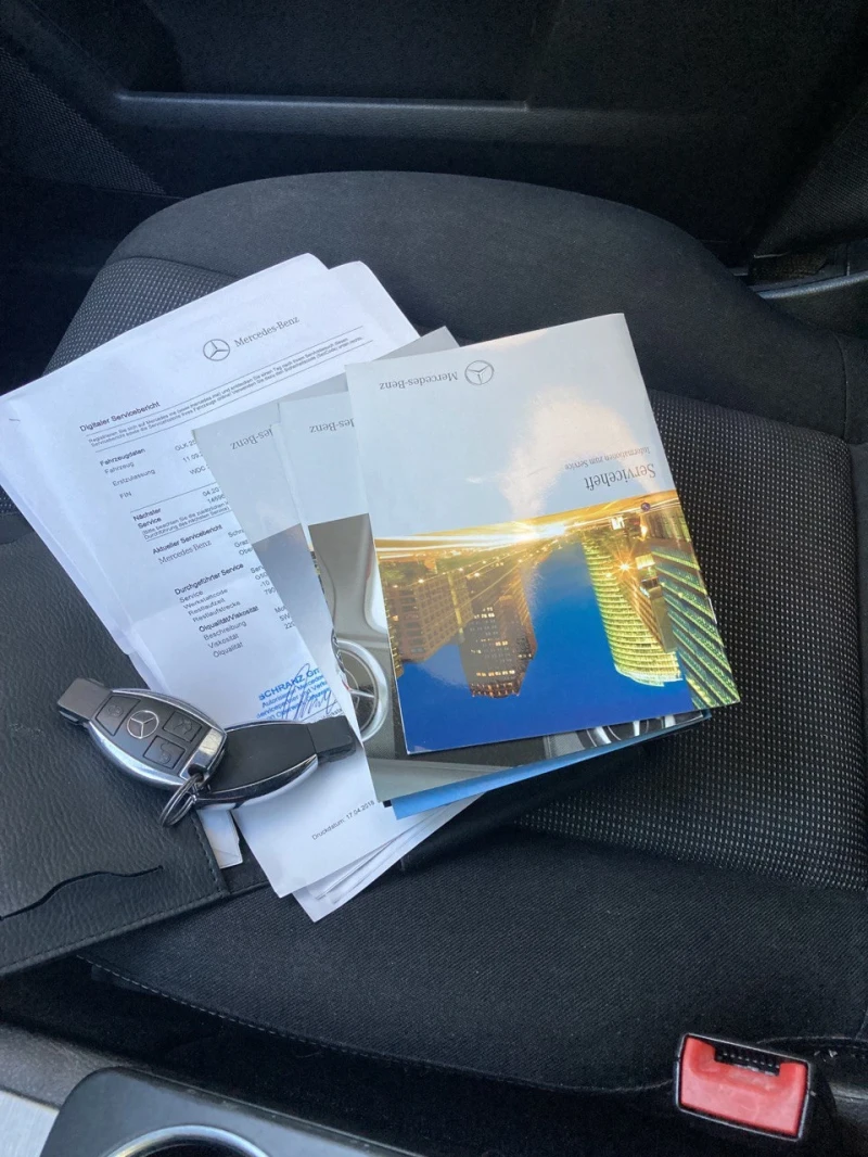 Mercedes-Benz GLK 250 GLK 4-matik, снимка 9 - Автомобили и джипове - 52350857