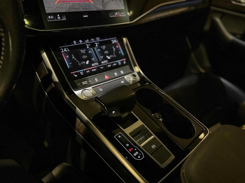 Audi Q8 2019 QUATTRO * БЕЗ ПЪРВОНАЧАЛНА ВНОСКА* , снимка 9 - Автомобили и джипове - 52931677