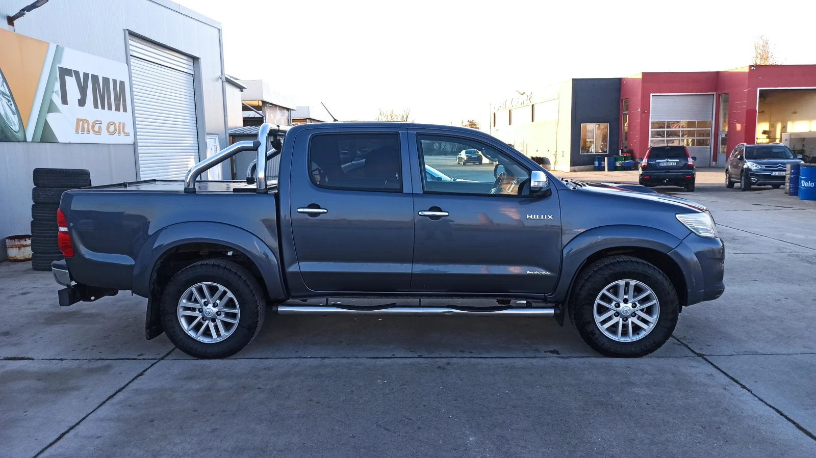 Toyota Hilux 3.0D INVINCIBLE  - изображение 2