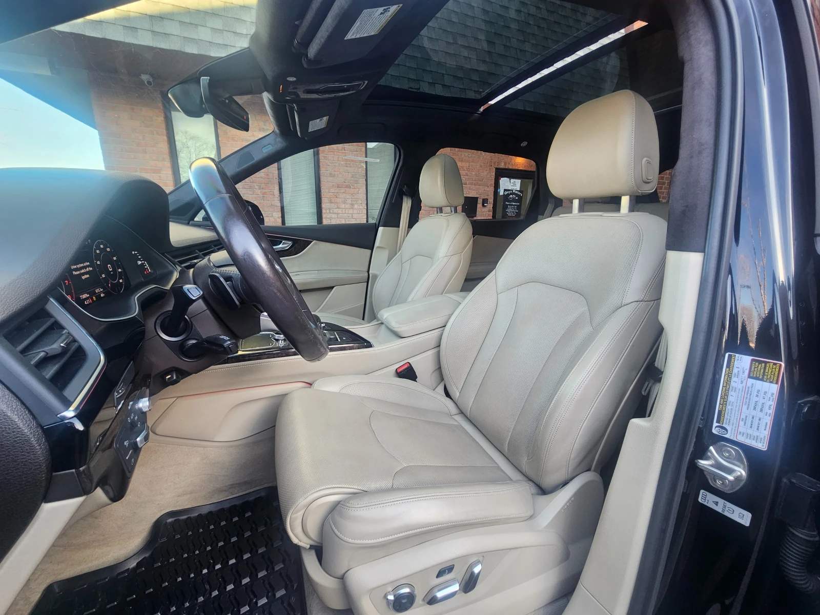 Audi Q7, снимка 12 - Автомобили и джипове - 53711052