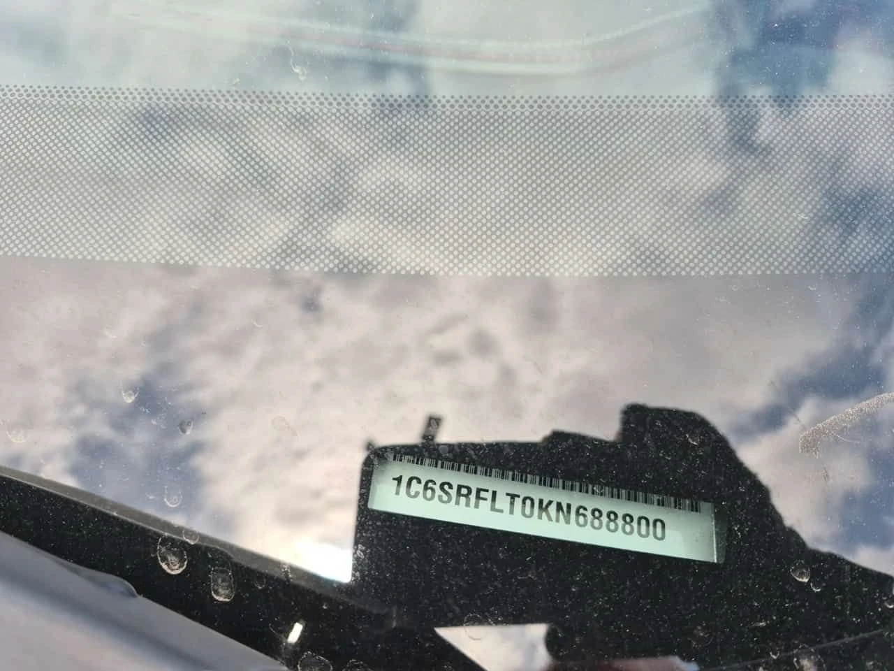 Dodge RAM 1500 REBEL CREW CAB SHORT BED  CARFAX | Mobile.bg � ����������� 17