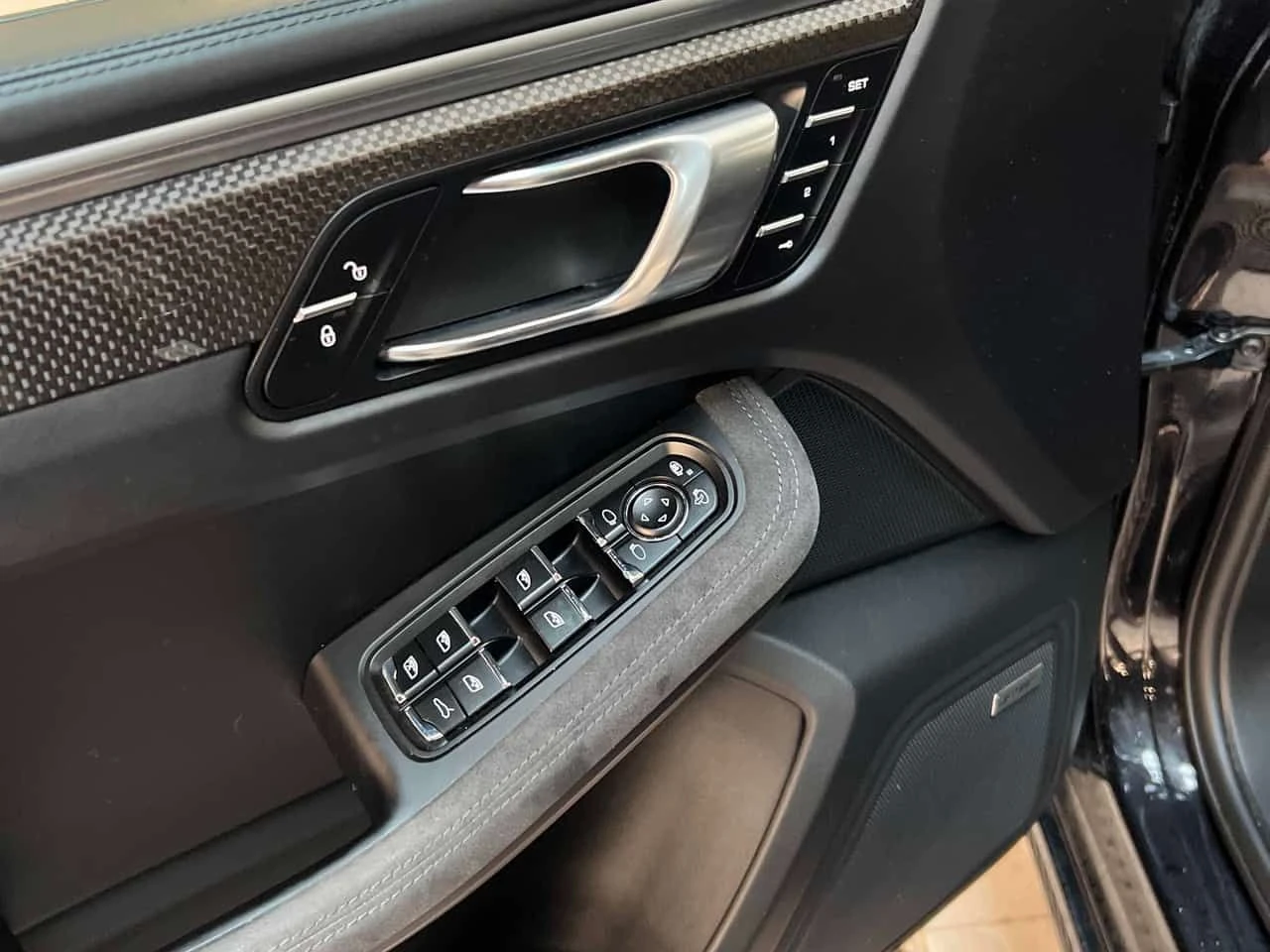 Porsche Macan GTS  CARFAX, снимка 10 - Автомобили и джипове - 54038248