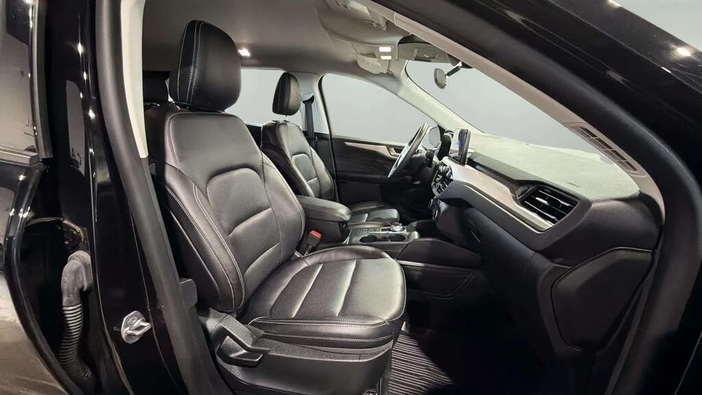 Ford Escape SEL AWD* АвтоКредит* (Цена до БГ) , снимка 12 - Автомобили и джипове - 54155168