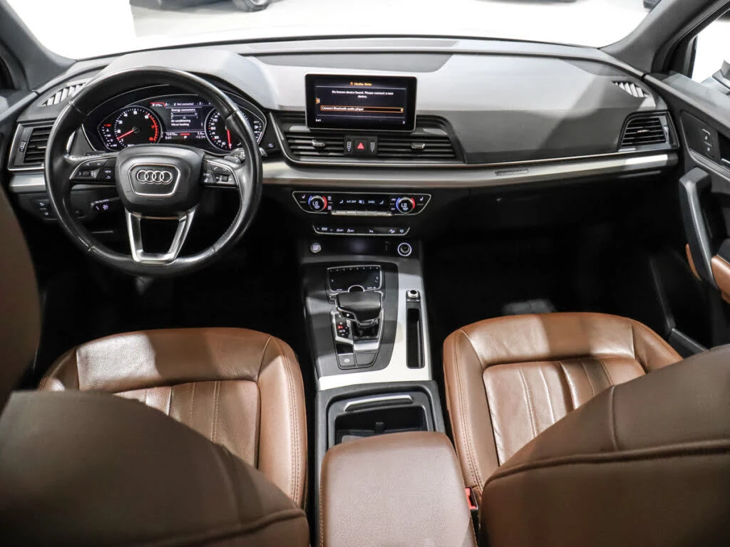 Audi Q5 TFSI quattro Progressive АвтоКредит  (ЦЕНА ДО БГ), снимка 4 - Автомобили и джипове - 54393521