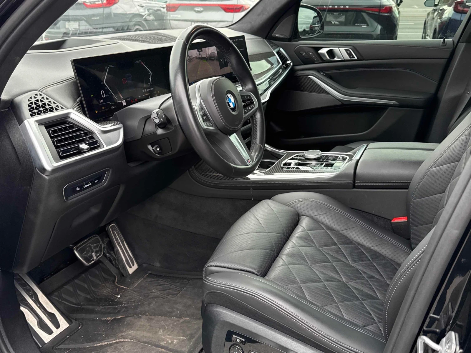 BMW X7 xDrive40i * ДИСТРОНИК * HARMAN KARDON * CARFAX, снимка 6 - Автомобили и джипове - 54573752