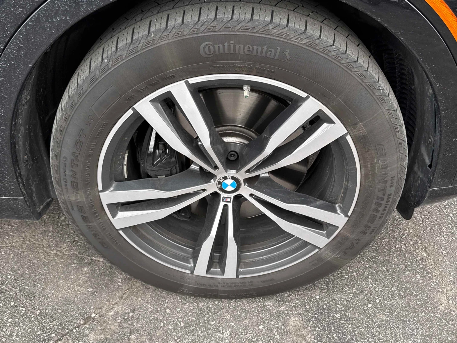 BMW X7 xDrive40i * ДИСТРОНИК * HARMAN KARDON * CARFAX, снимка 9 - Автомобили и джипове - 54573752