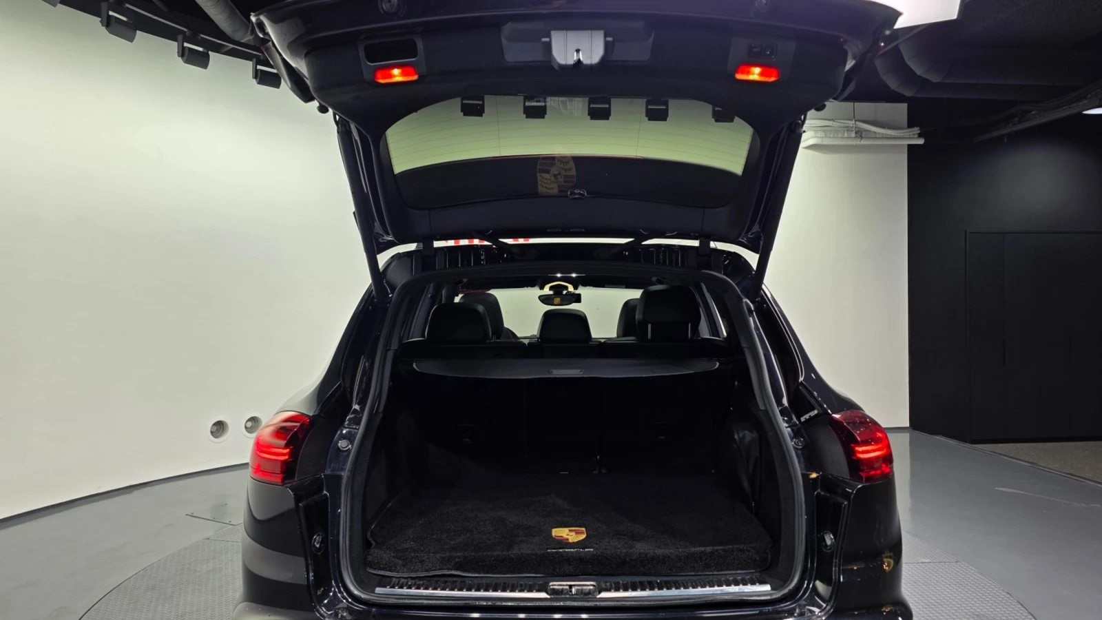Porsche Cayenne | ПОДГРЕВ | ПАНОРАМА | BOSE | , снимка 15 - Автомобили и джипове - 55268913
