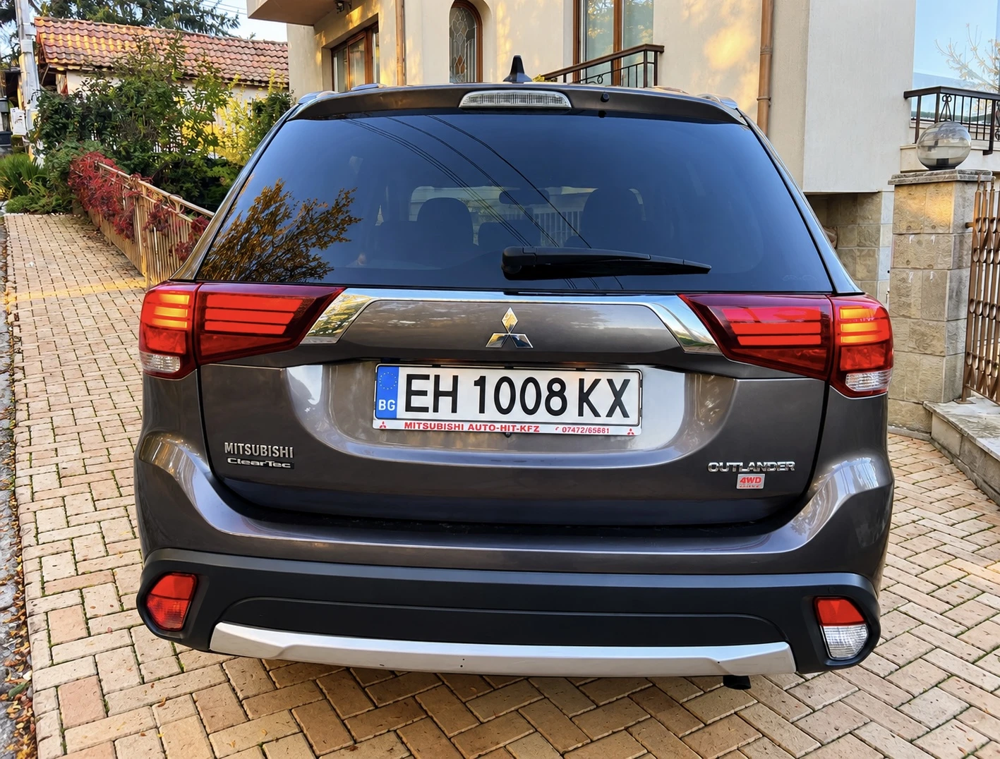 Mitsubishi Outlander 2.2TDi, снимка 6 - Автомобили и джипове - 56728223