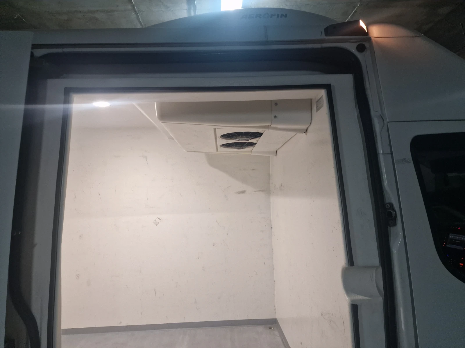 Iveco Daily 70C18 Hi-Matic3.0HPI  ХЛАДИЛЕН CARRIER - изображение 10